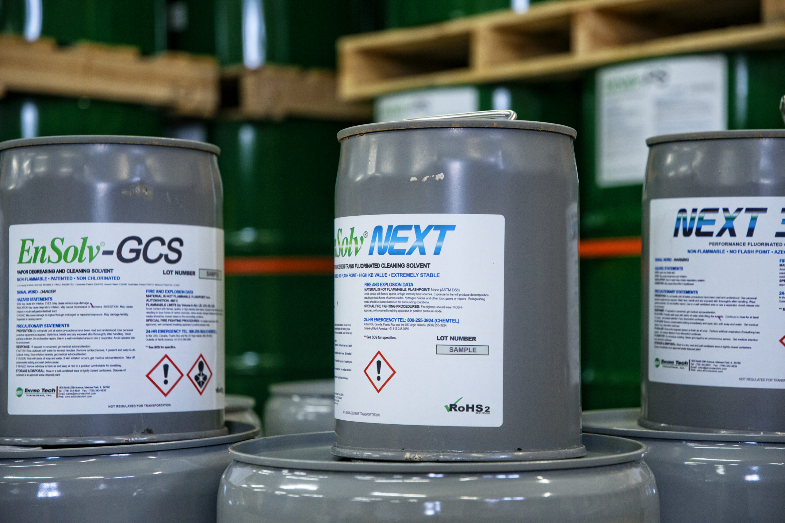 Solvent. Краска для стальных конструкций solvent-Therm. ОREC Eco solvent. Enviro Chemie датчики давления. Этикетки на сольвент в еврокубах.